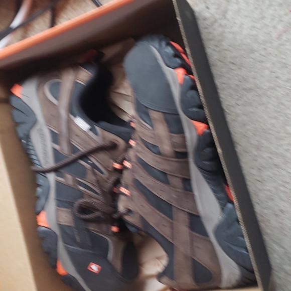 Steel Toe - Picture 4 of 5